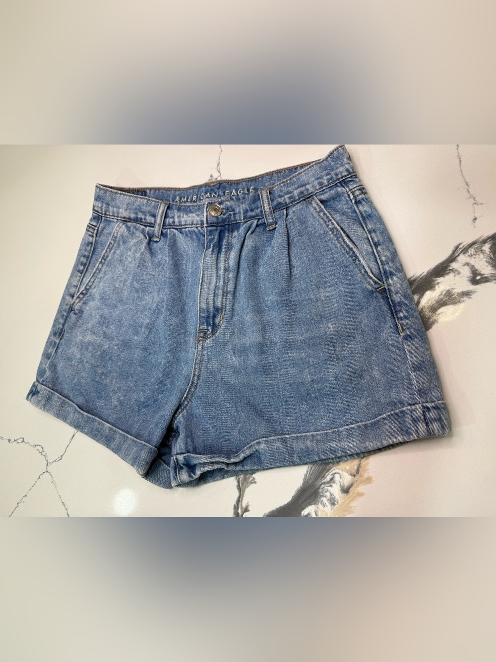 American Eagle Mom Shorts Denim High Rise Size 4 Women’s Cottagecore Retro
